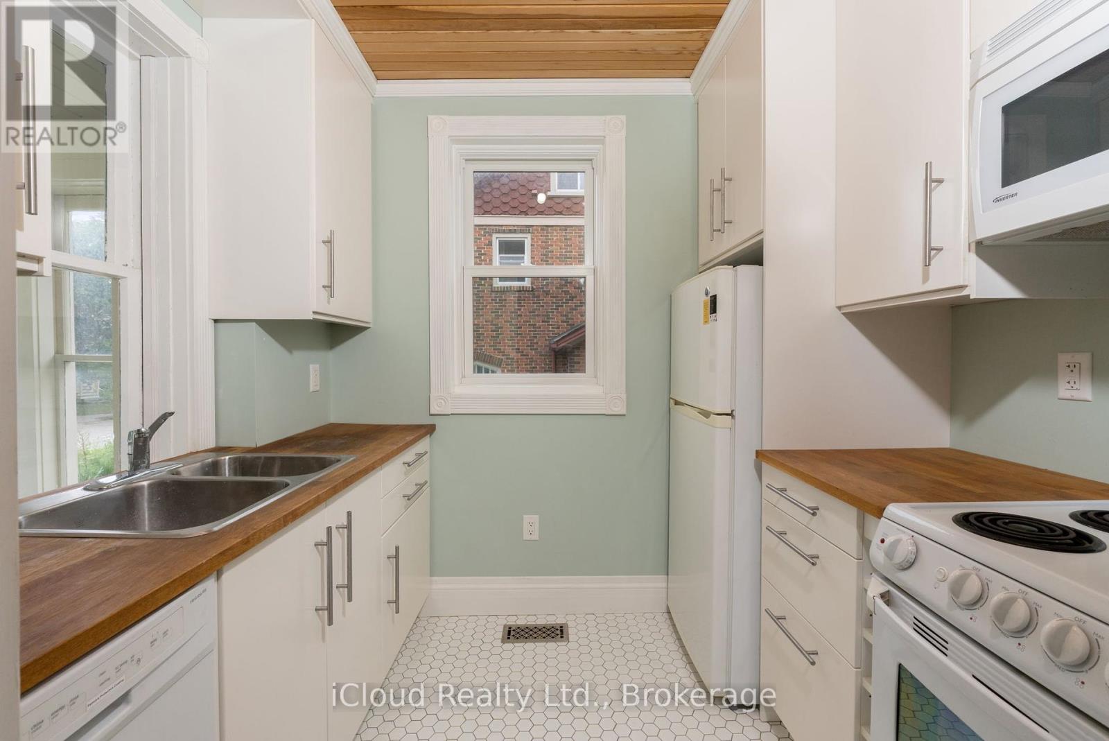 14 Young Street W, Waterloo, Ontario  N2L 2Y8 - Photo 41 - X12291064