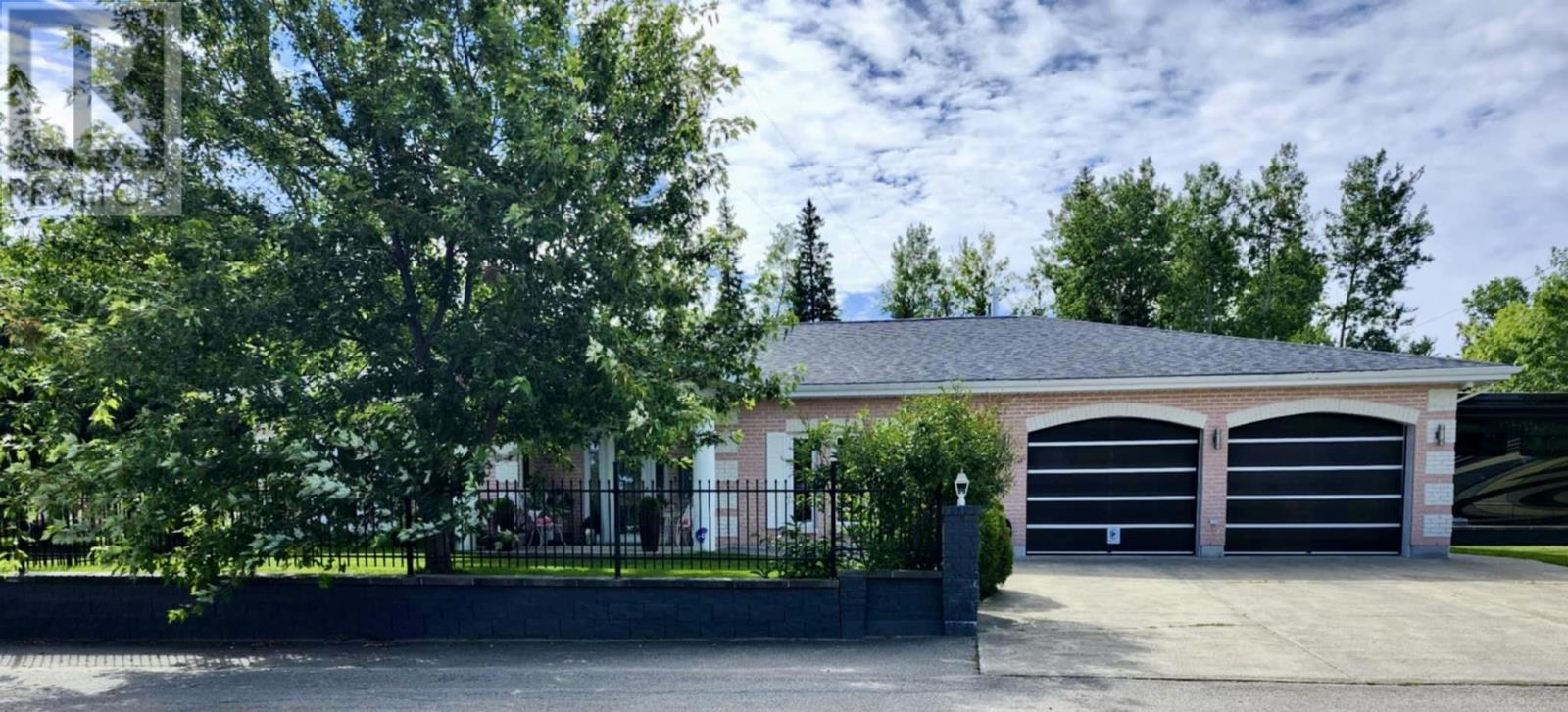 106 Bayview St, Longlac, Ontario  P0T 2A0 - Photo 1 - TB252554