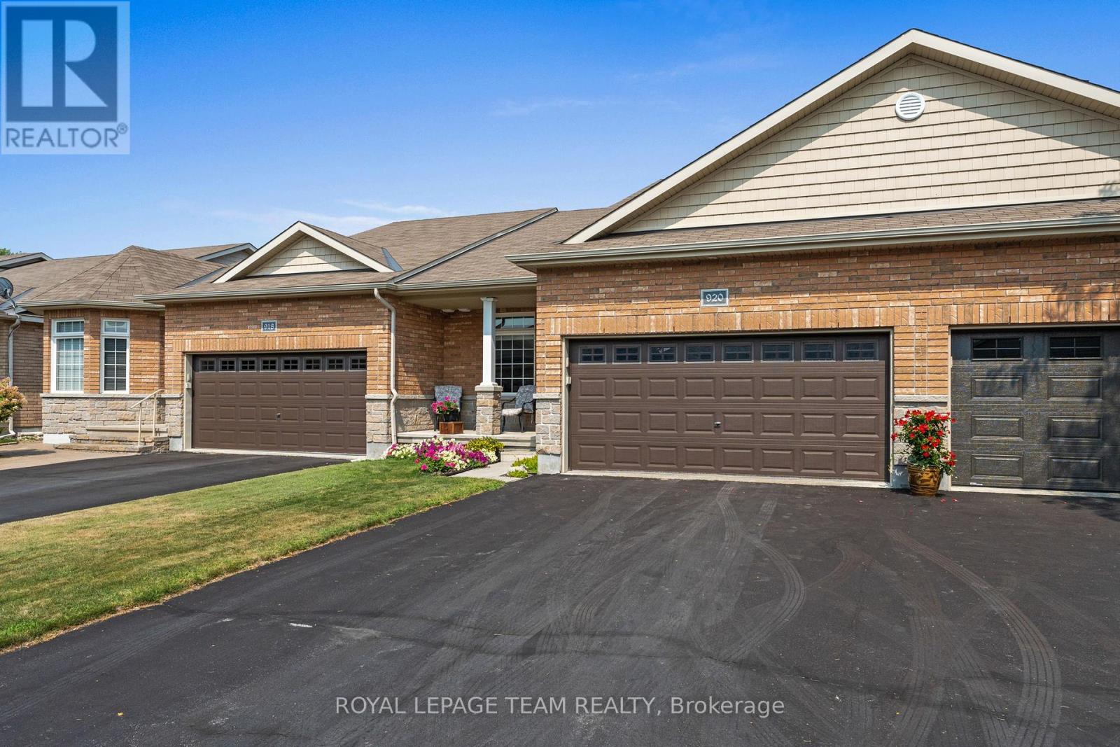 920 BURWASH LANDING BAY, Ottawa, Ontario
