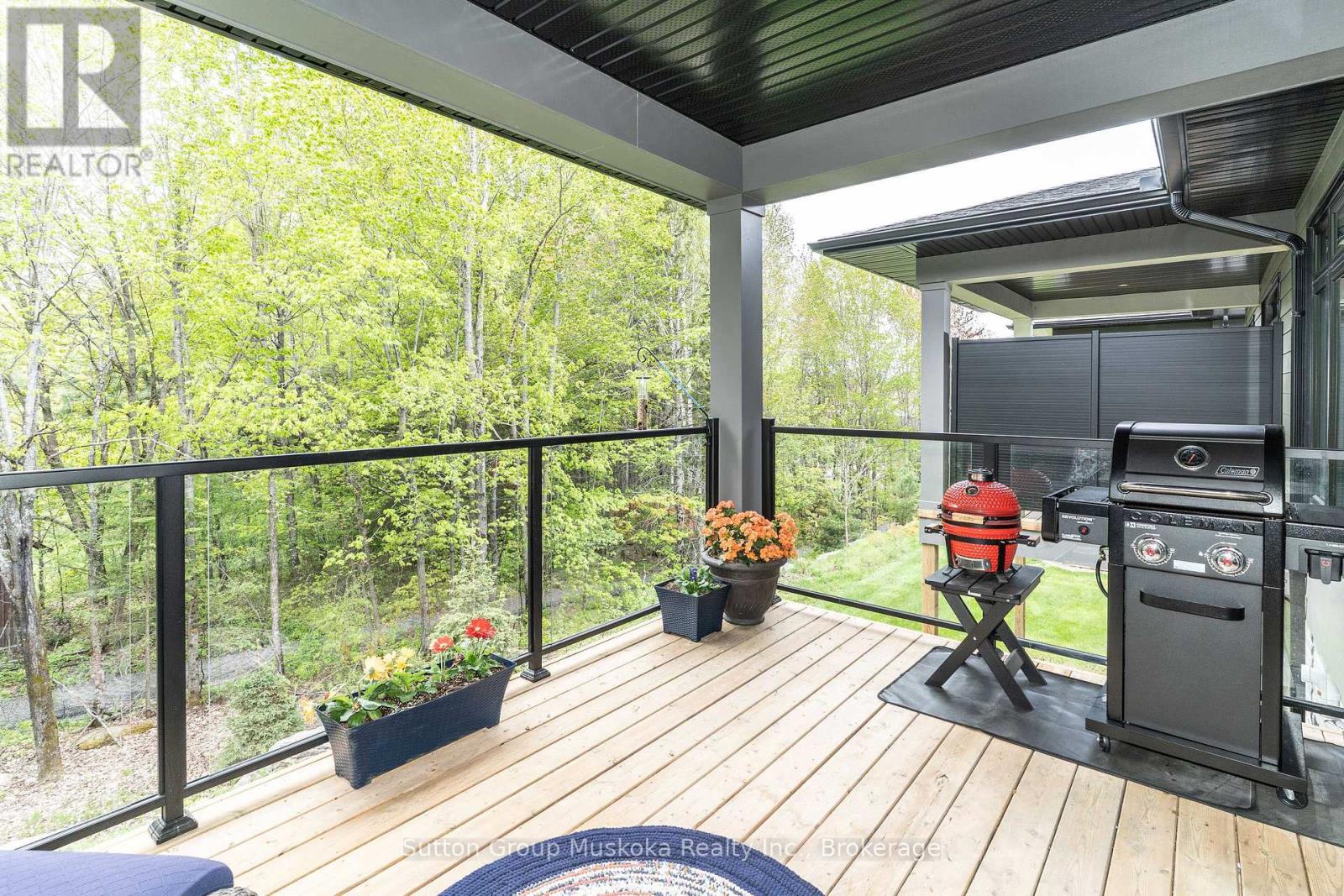 9 Jack Street, Huntsville, Ontario  P1H 0G4 - Photo 3 - X12278989