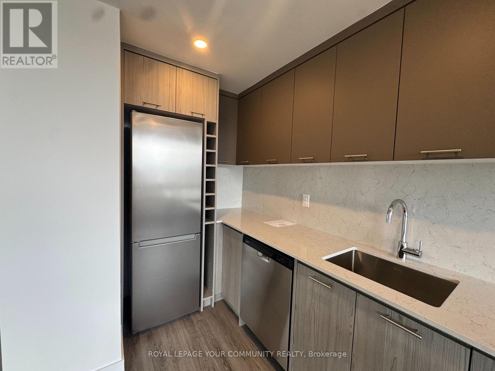 0815 - 135 Tyndall Avenue, Toronto, Ontario  M6K 2G3 - Photo 5 - W12350582