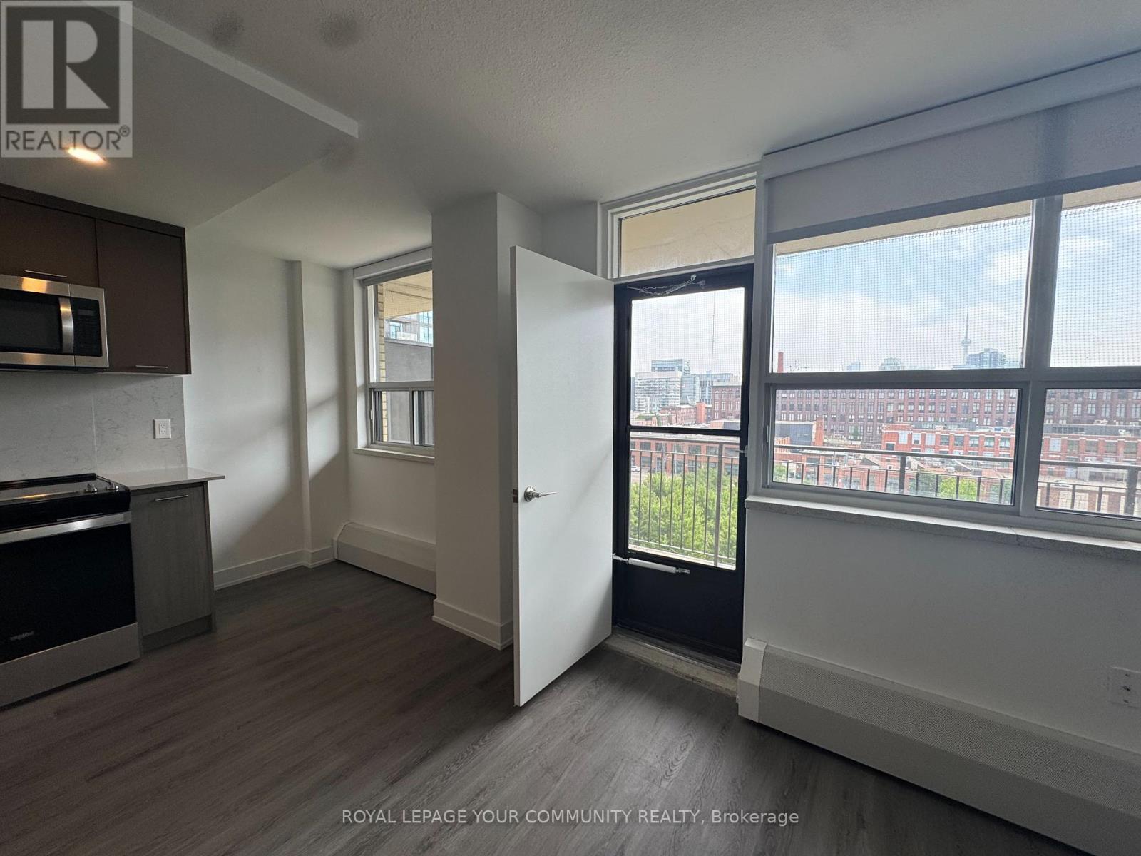0815 - 135 Tyndall Avenue, Toronto, Ontario  M6K 2G3 - Photo 6 - W12350582