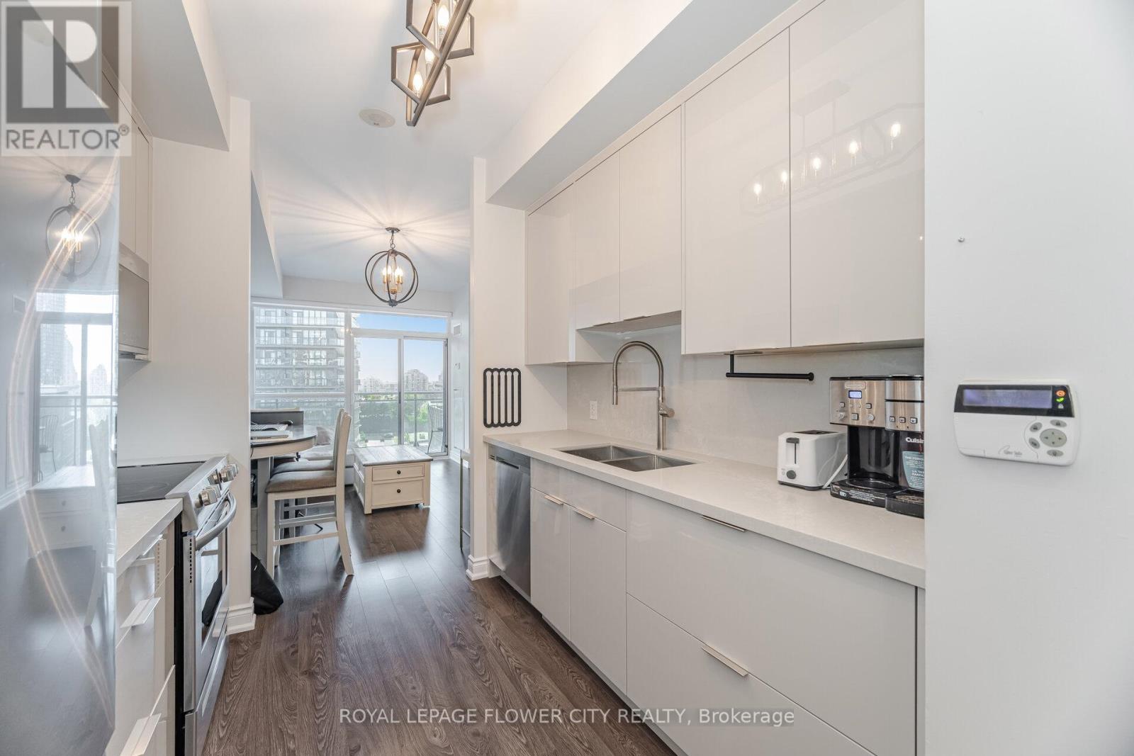 913 - 16 Brookers Lane, Toronto (Mimico), Ontario  M8V 0A5 - Photo 14 - W12350620