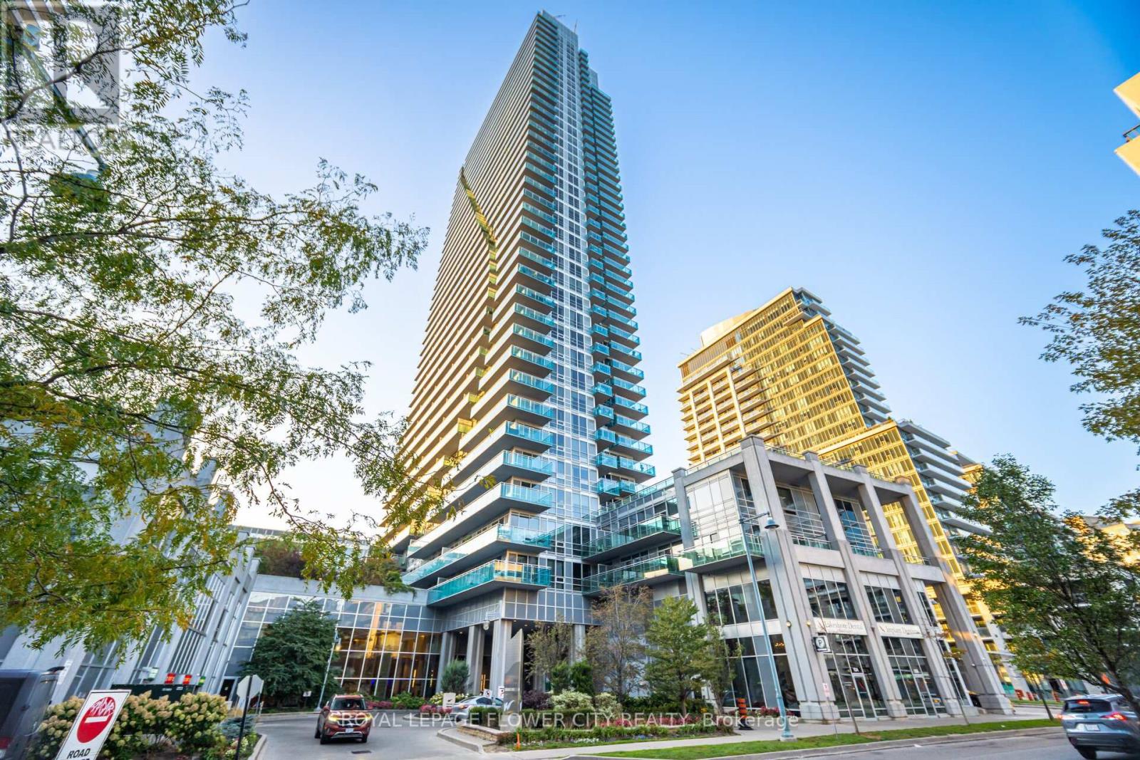 913 - 16 Brookers Lane, Toronto (Mimico), Ontario  M8V 0A5 - Photo 7 - W12350620