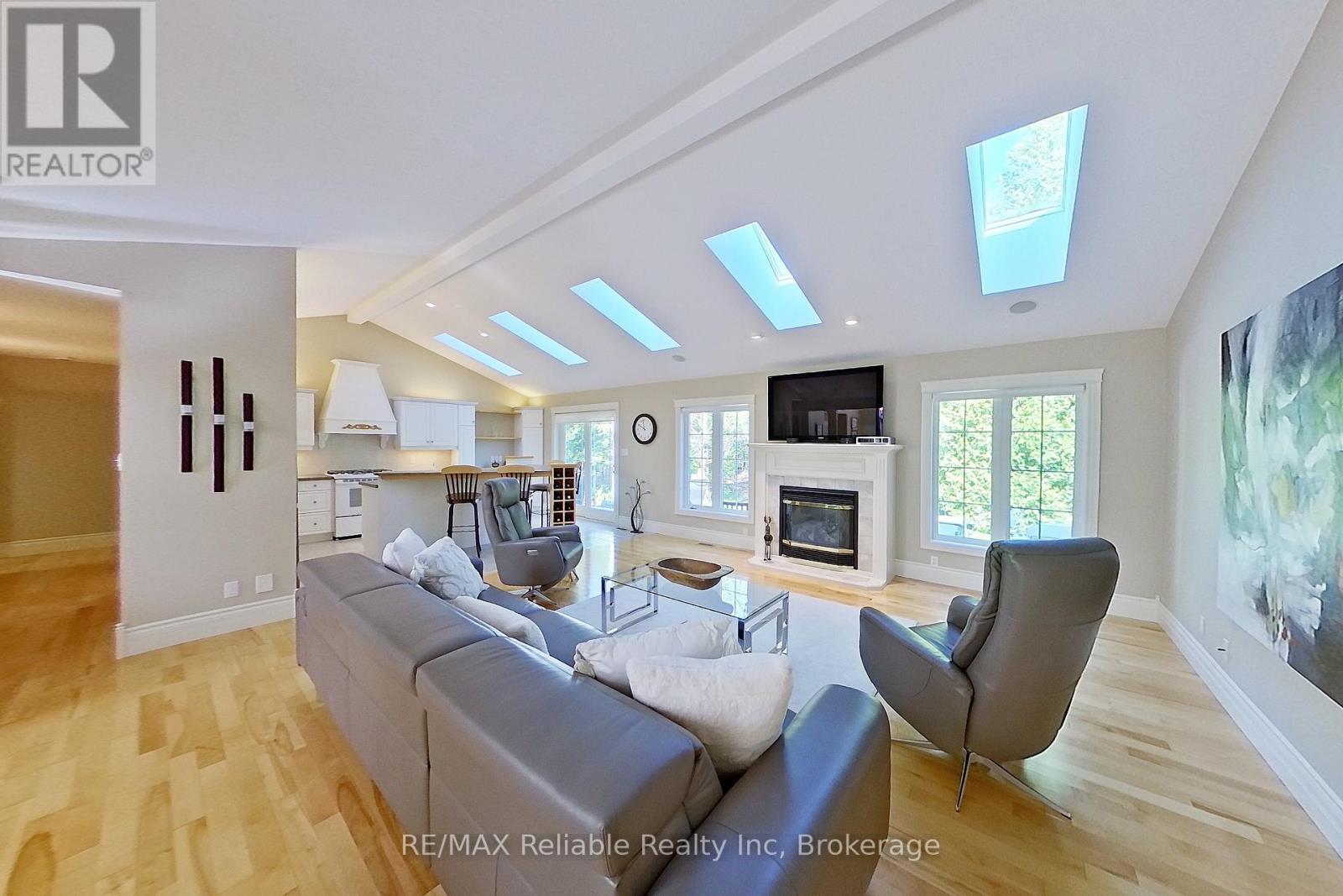77347 Forest Ridge Road, Bluewater, Ontario  N0M 1G0 - Photo 10 - X12350694