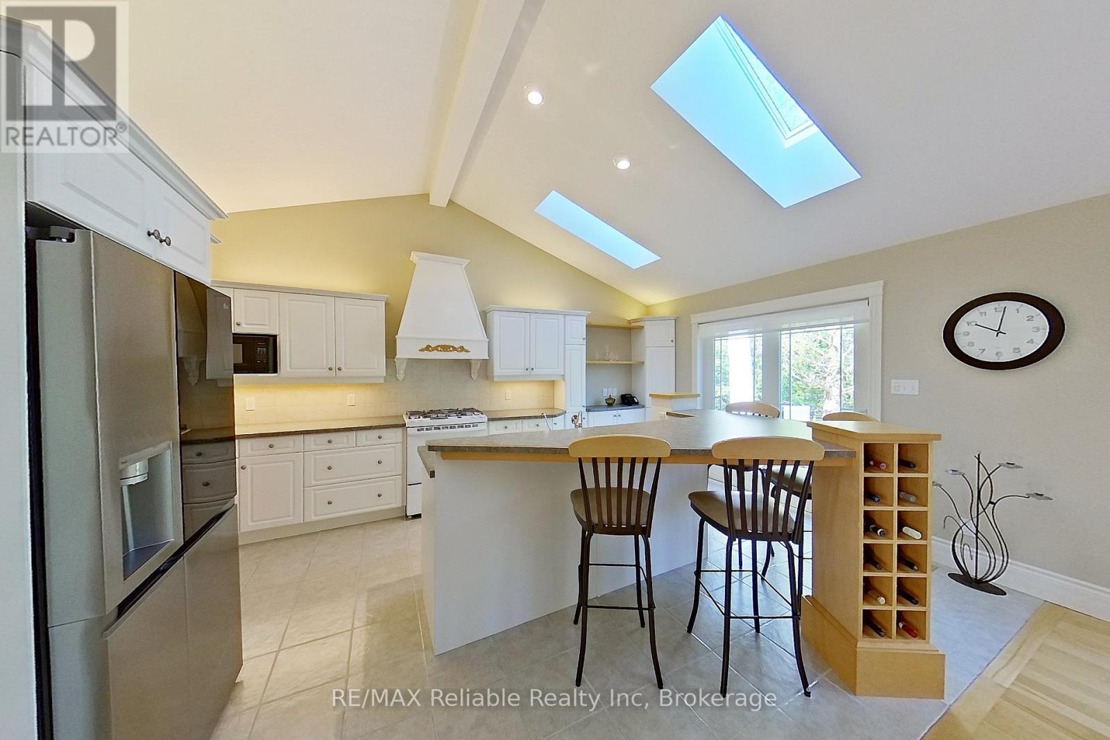 77347 Forest Ridge Road, Bluewater, Ontario  N0M 1G0 - Photo 21 - X12350694