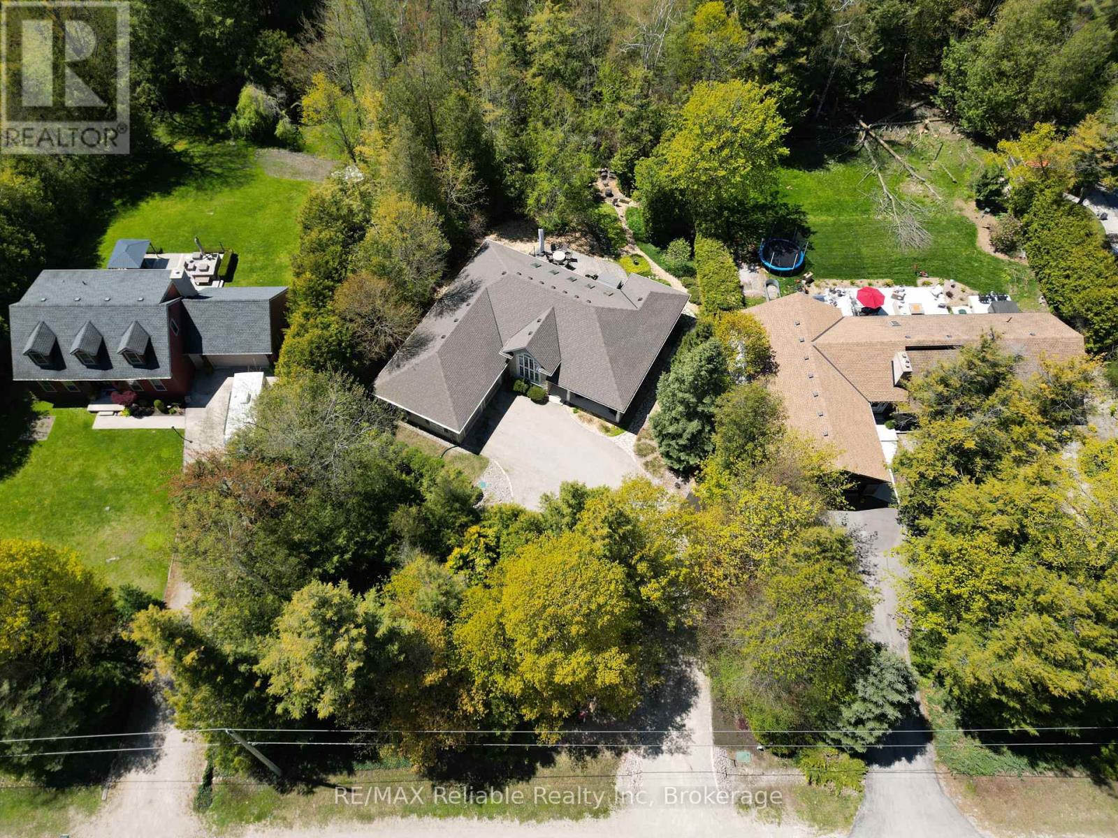 77347 Forest Ridge Road, Bluewater, Ontario  N0M 1G0 - Photo 3 - X12350694