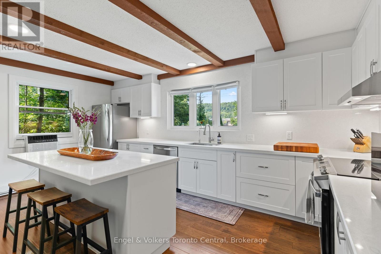 435 4th Avenue W, Owen Sound, Ontario  N4K 4V1 - Photo 9 - X12350708