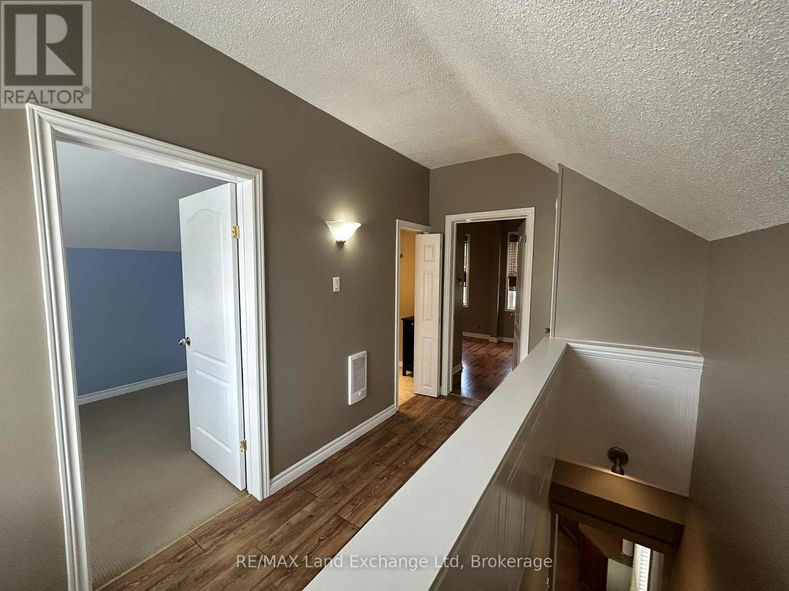 59 Albert Street E, North Huron, Ontario N0G 2W0 - Photo 10 - X12350781