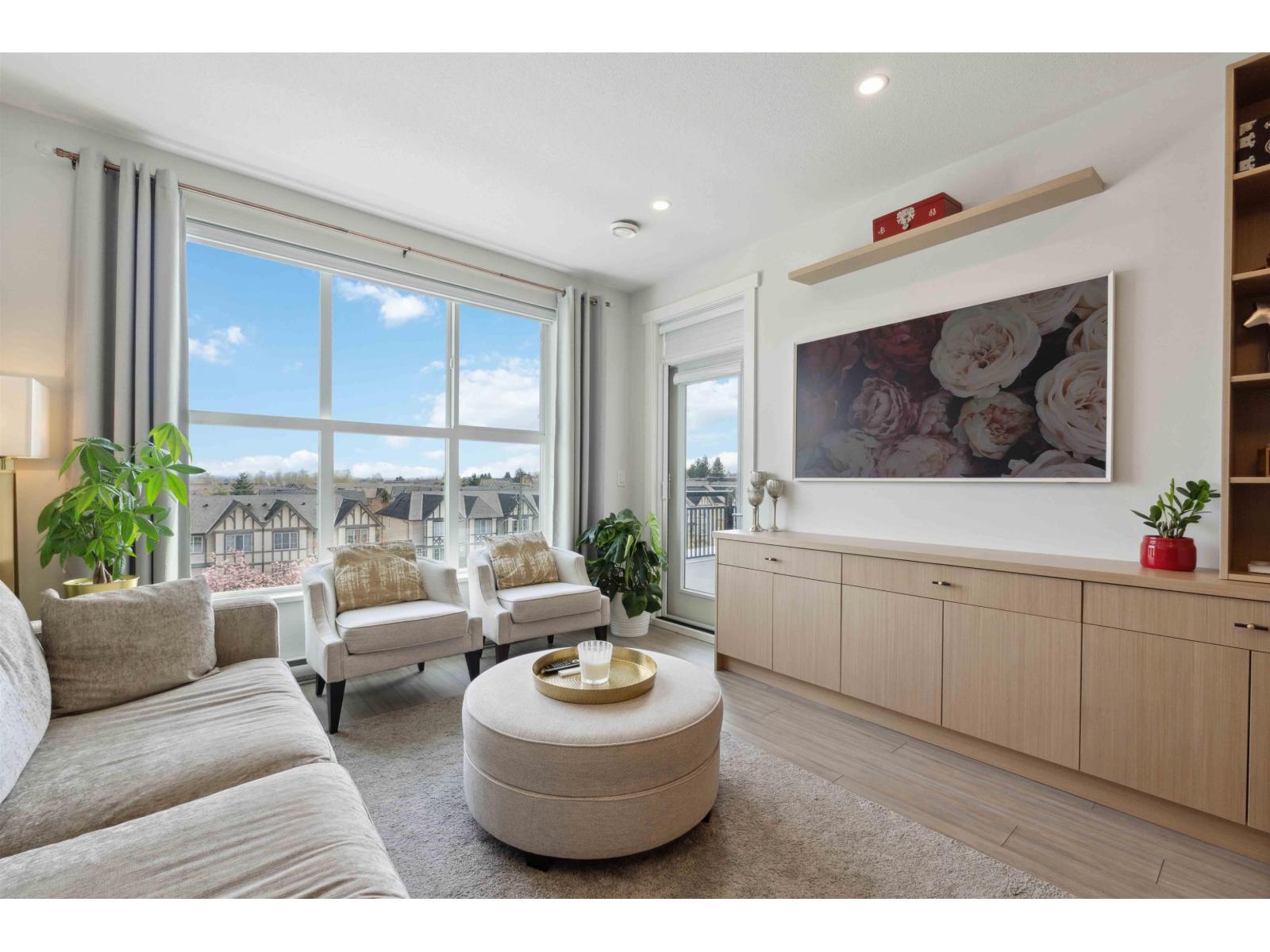 C520 8150 207 Street, Langley, British Columbia V2Y 4J4 - Photo 1 - R3037992