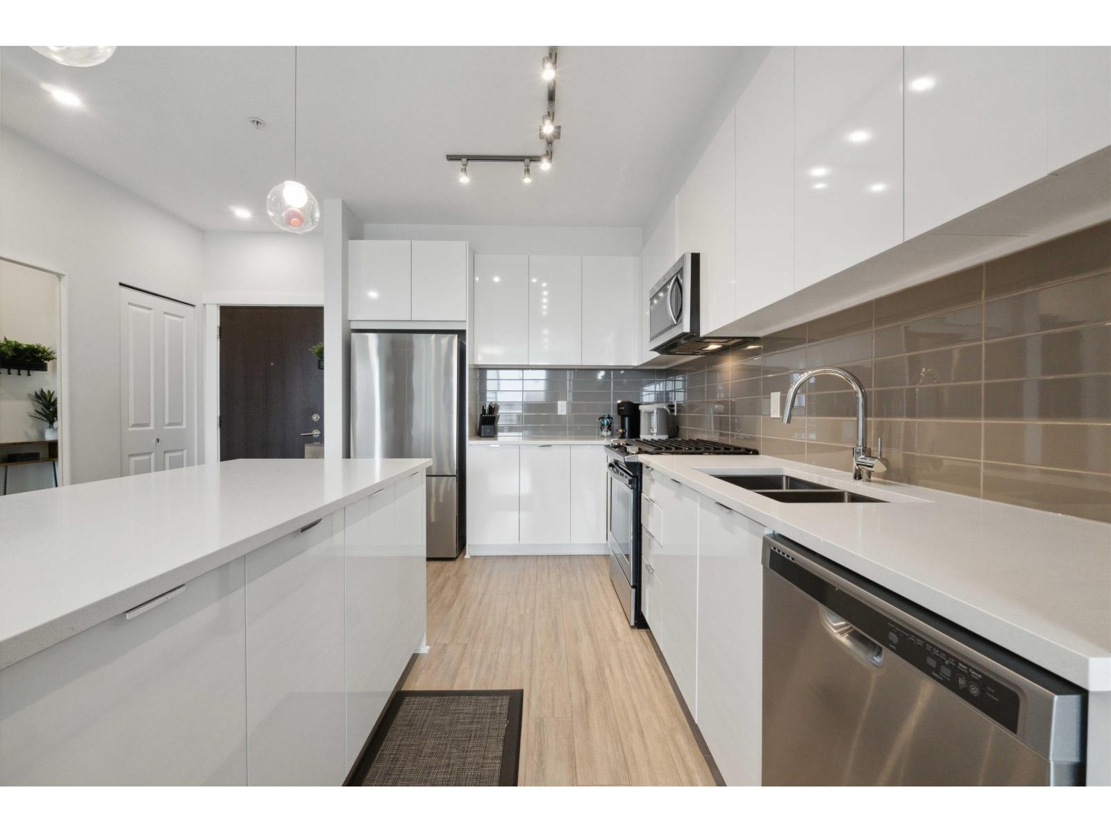 C520 8150 207 Street, Langley, British Columbia V2Y 4J4 - Photo 10 - R3037992