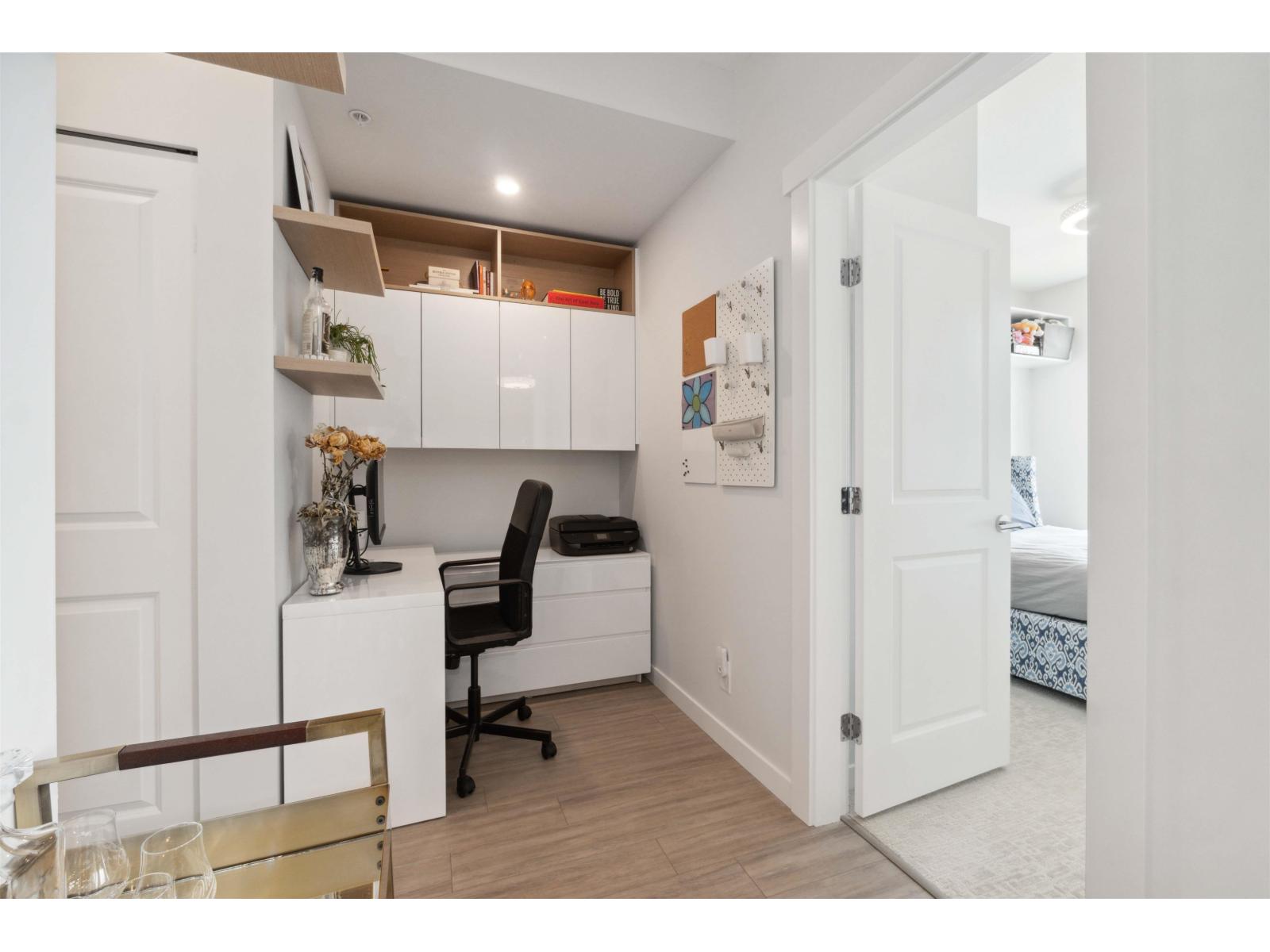 C520 8150 207 Street, Langley, British Columbia V2Y 4J4 - Photo 15 - R3037992