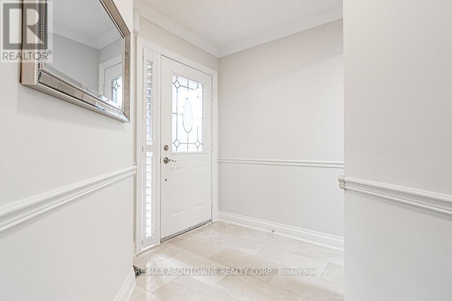 Property at 2140 GLENHAMPTON ROAD image 4