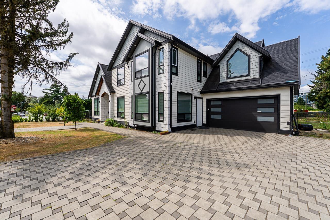 Property at 10805 141 AVENUE image 1