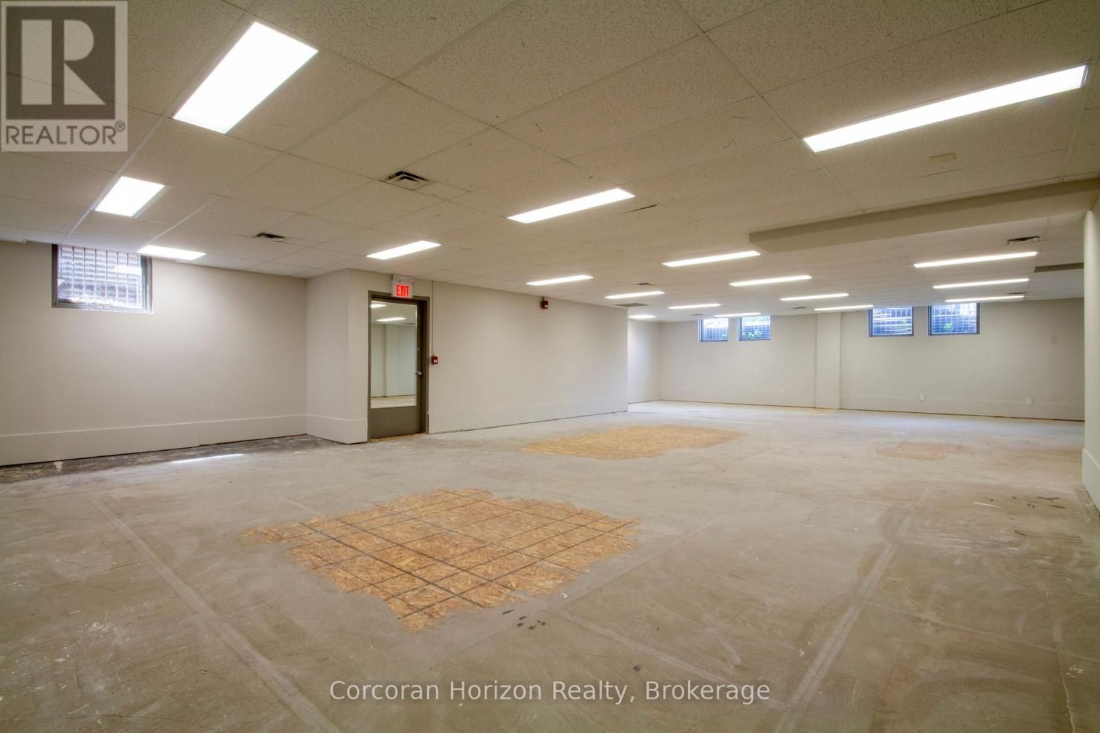 B2 - 1955 King Street E, Hamilton (Bartonville), Ontario  L8K 1W2 - Photo 4 - X12345133