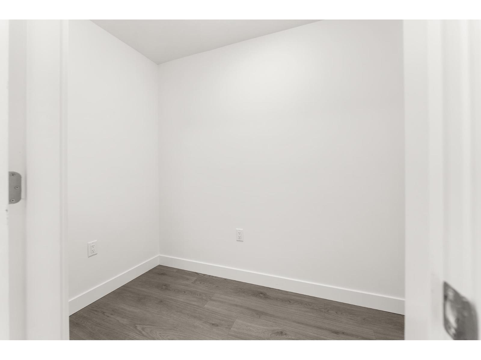 110 19730 56 Avenue, Langley, British Columbia V3A 3X6 - Photo 16 - R3031006