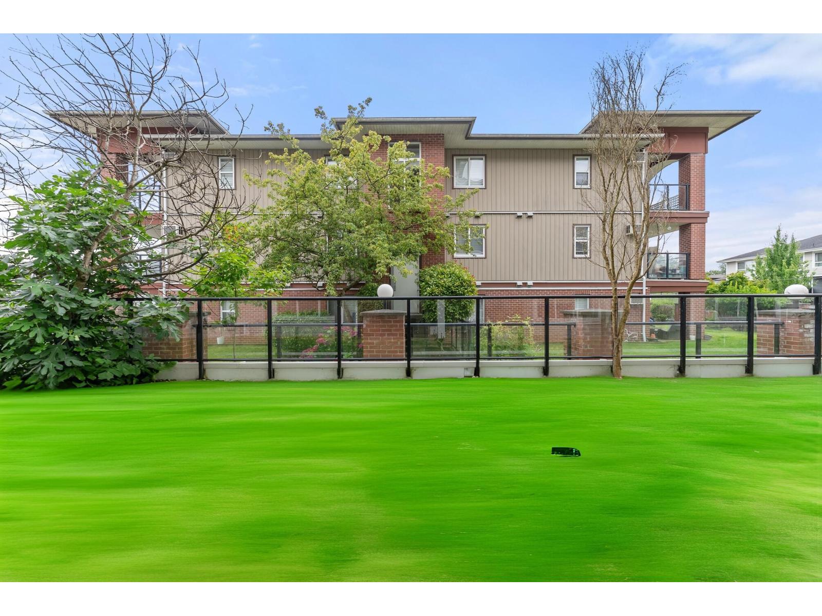 110 19730 56 Avenue, Langley, British Columbia V3A 3X6 - Photo 18 - R3031006