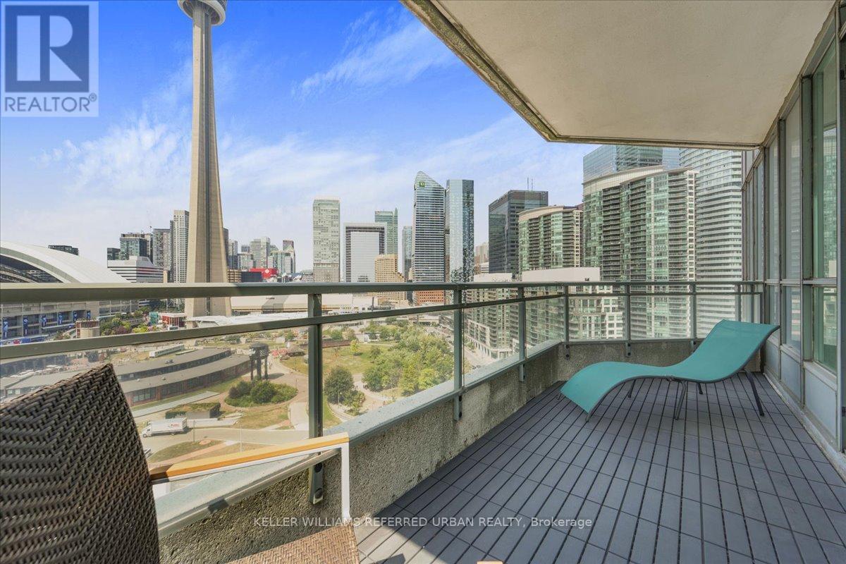 2011 - 228 Queens Quay W, Toronto, Ontario  M5J 2X1 - Photo 10 - C12350650
