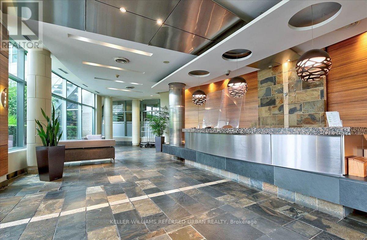 2011 - 228 Queens Quay W, Toronto, Ontario  M5J 2X1 - Photo 2 - C12350650