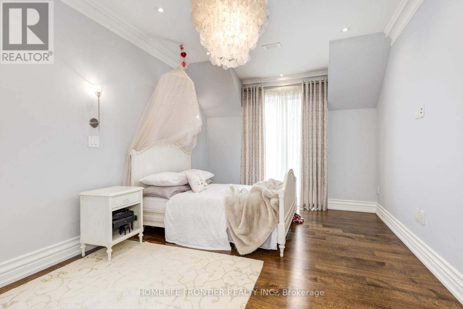 64 Yorkminster Road, Toronto, Ontario  M2P 1M3 - Photo 27 - C12350742
