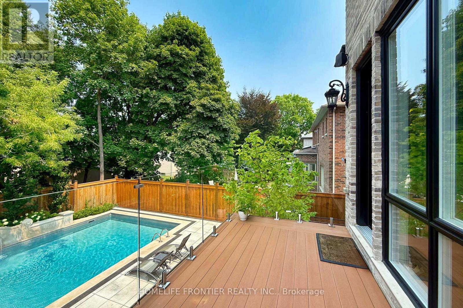 64 Yorkminster Road, Toronto, Ontario  M2P 1M3 - Photo 42 - C12350742