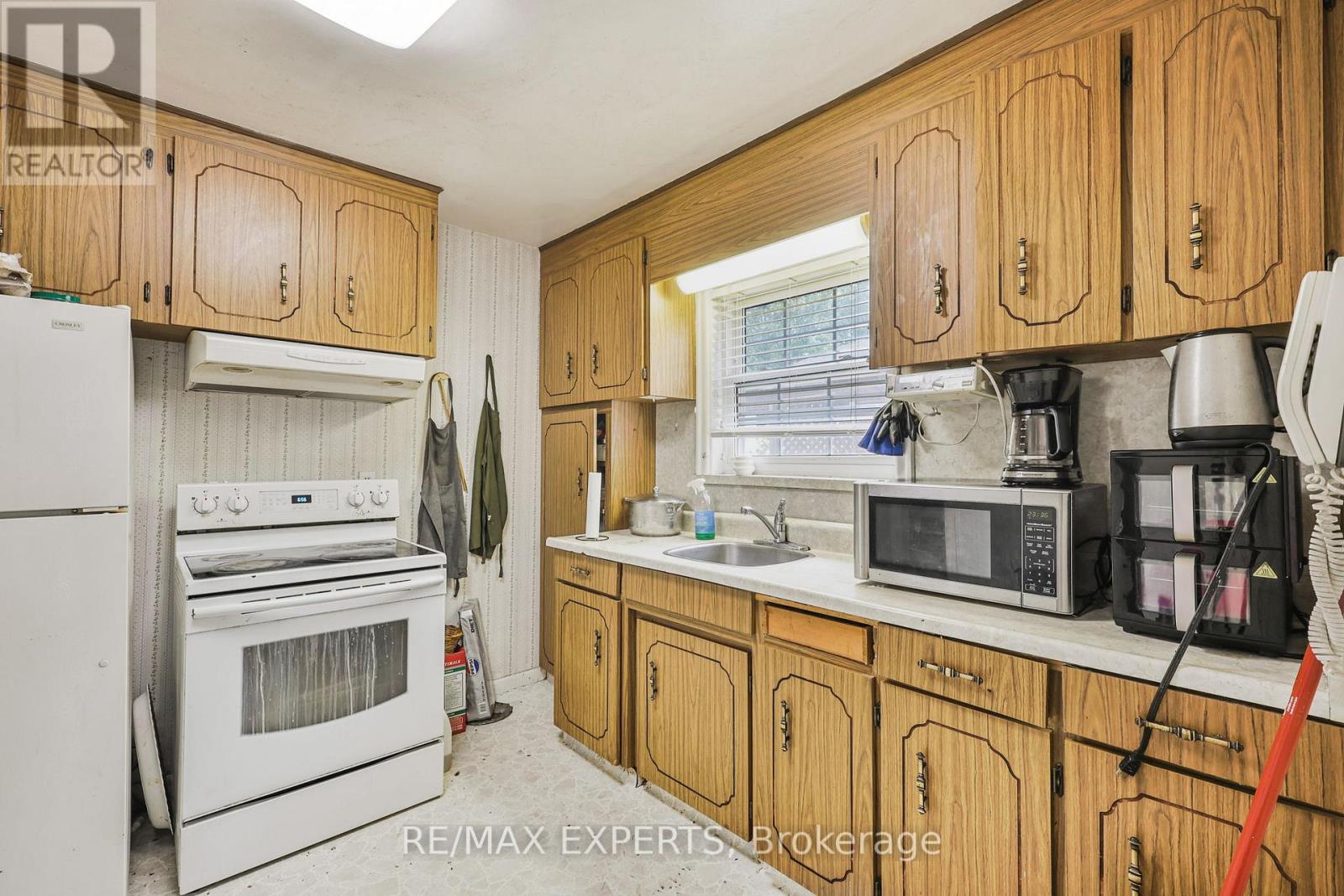 17 Brinloor Boulevard, Toronto, Ontario  M1M 1L3 - Photo 11 - E12350648