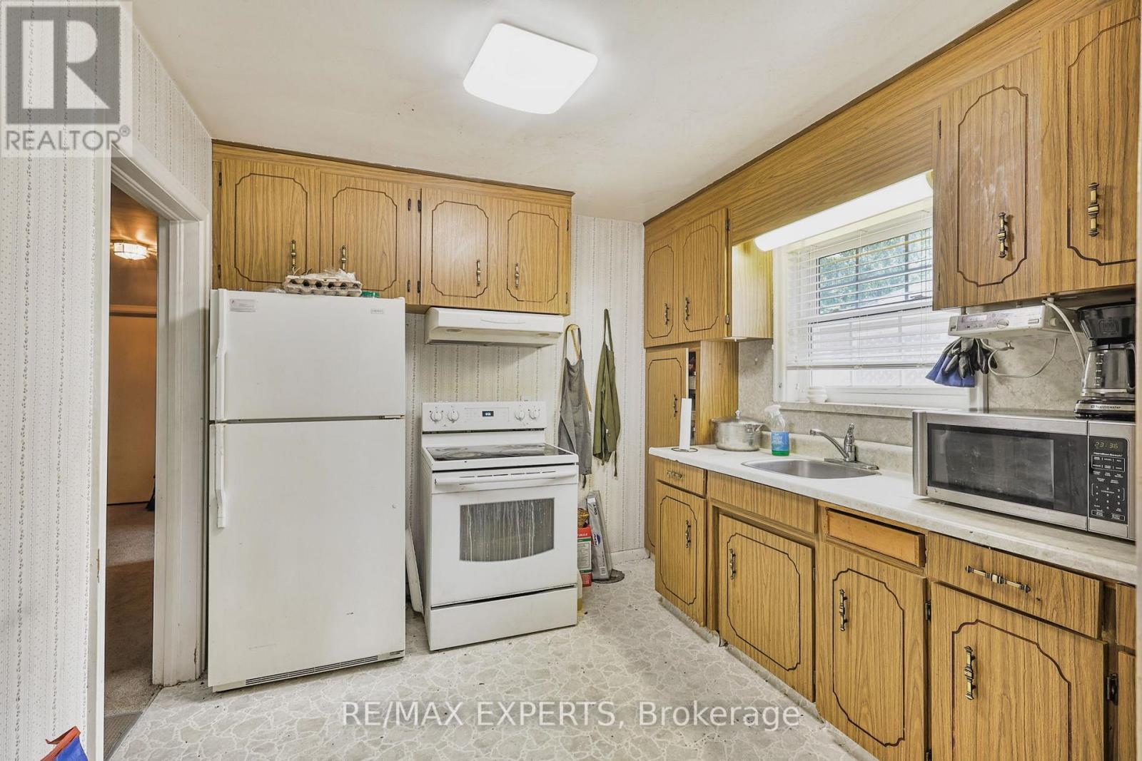 17 Brinloor Boulevard, Toronto, Ontario  M1M 1L3 - Photo 12 - E12350648
