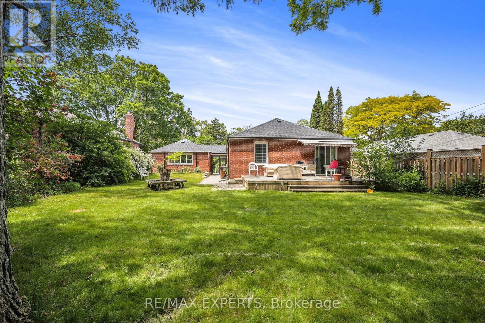 17 Brinloor Boulevard, Toronto, Ontario  M1M 1L3 - Photo 38 - E12350648