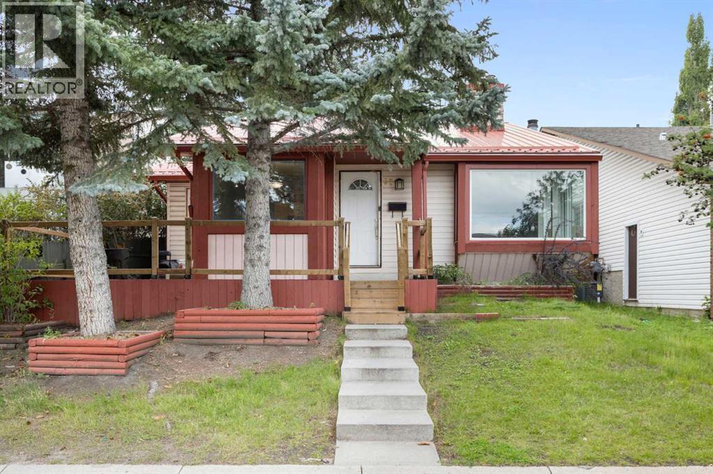 Property at 55 Strathcona Close image 2