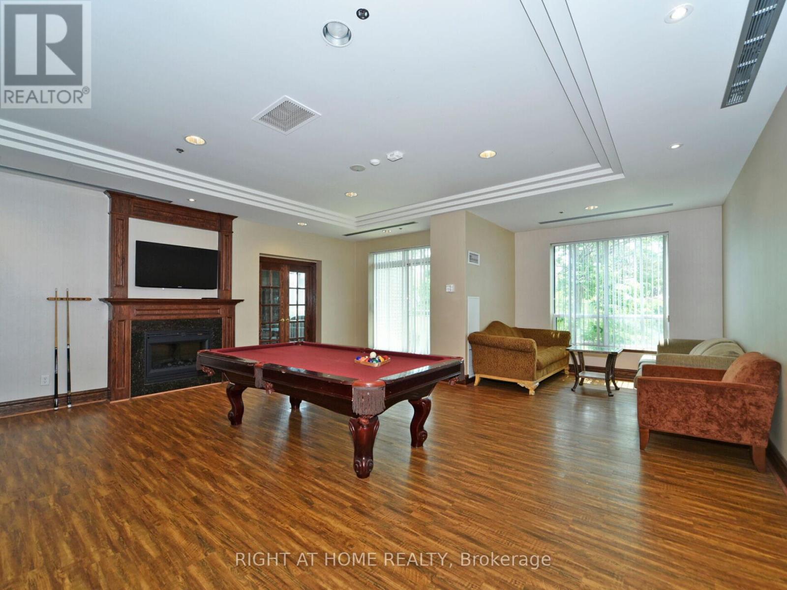 501 - 51 Baffin Court, Richmond Hill, Ontario  L4B 4P6 - Photo 26 - N12350702