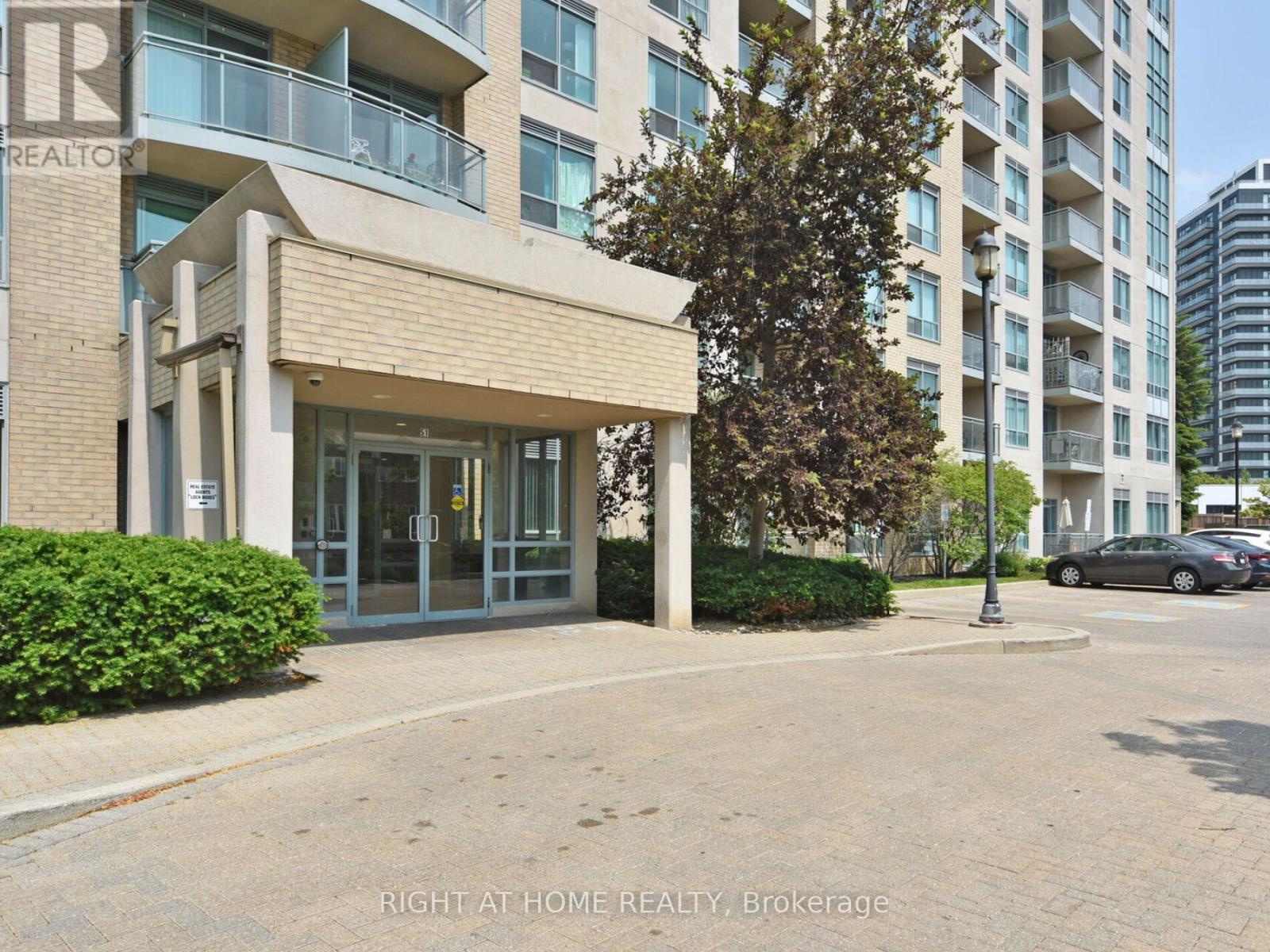 501 - 51 Baffin Court, Richmond Hill, Ontario  L4B 4P6 - Photo 29 - N12350702
