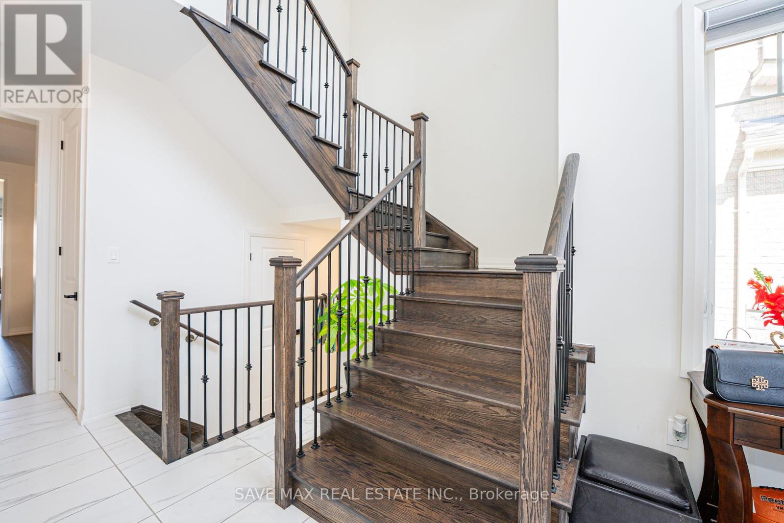 58 Sandhill Crescent, Adjala-Tosorontio, Ontario  L0G 1W0 - Photo 10 - N12350703