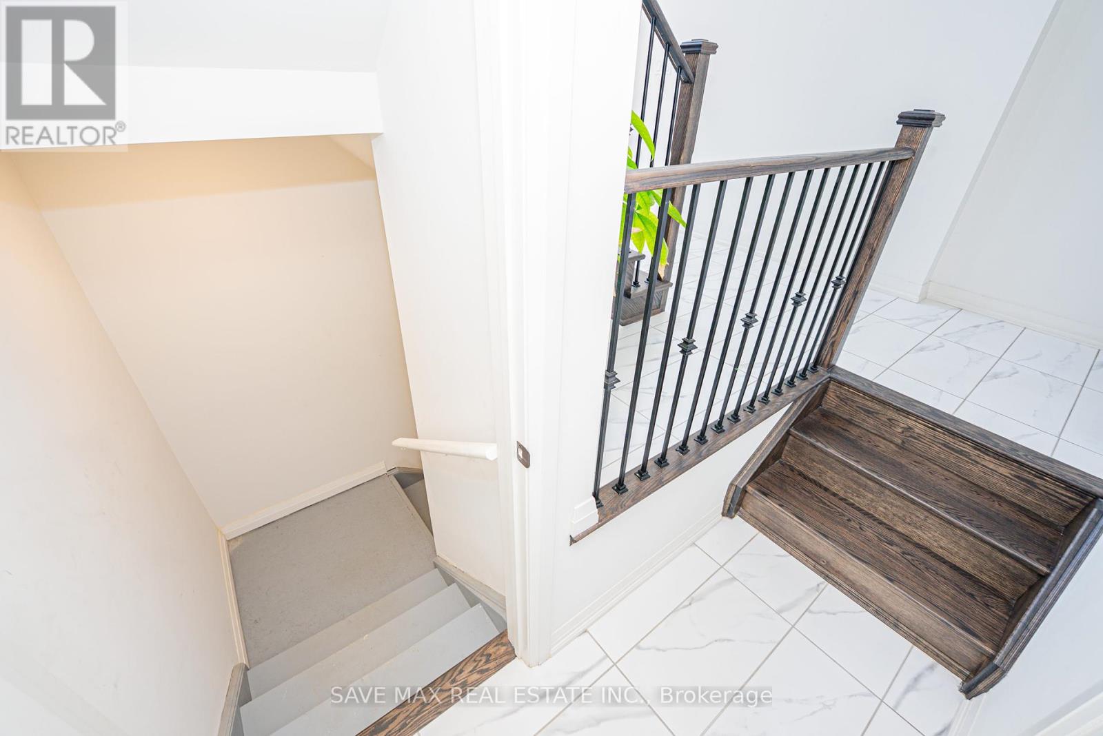 58 Sandhill Crescent, Adjala-Tosorontio, Ontario  L0G 1W0 - Photo 11 - N12350703