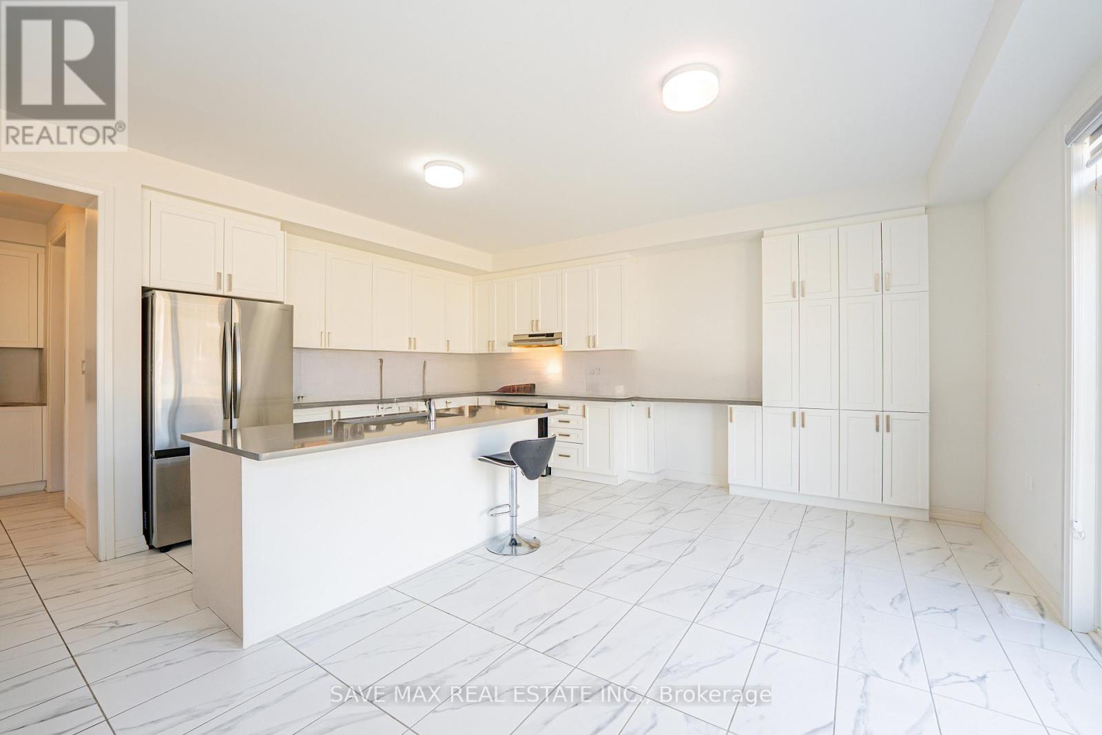 58 Sandhill Crescent, Adjala-Tosorontio, Ontario  L0G 1W0 - Photo 12 - N12350703