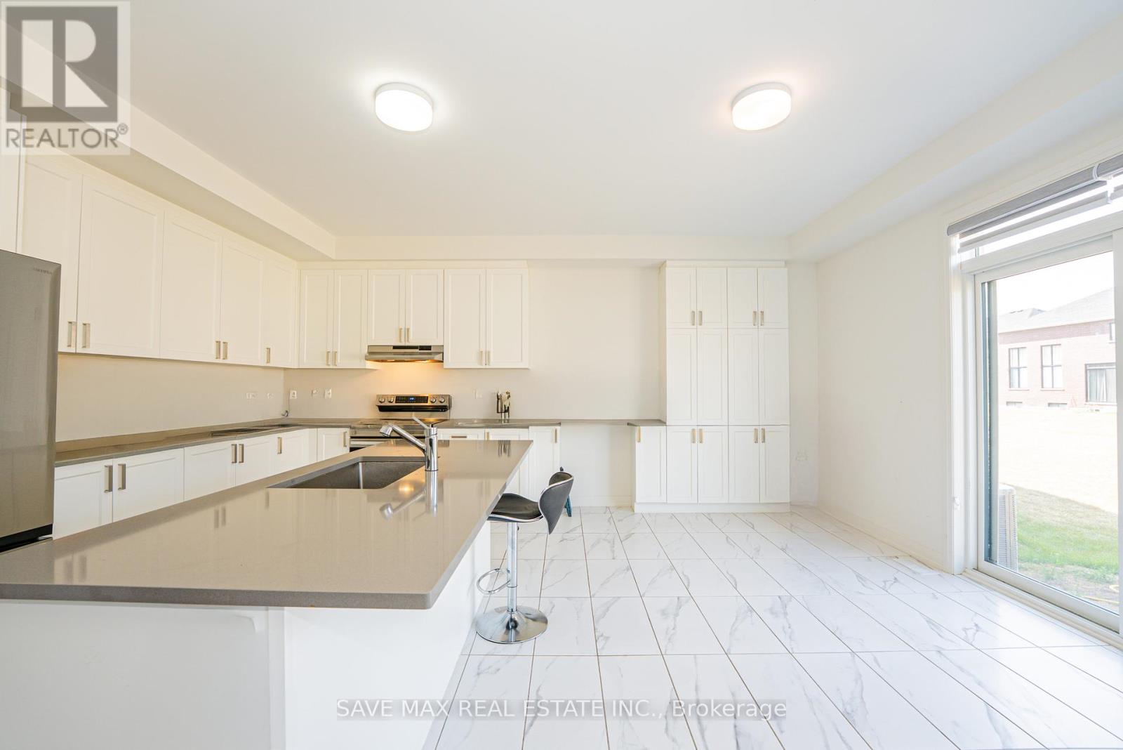 58 Sandhill Crescent, Adjala-Tosorontio, Ontario  L0G 1W0 - Photo 13 - N12350703