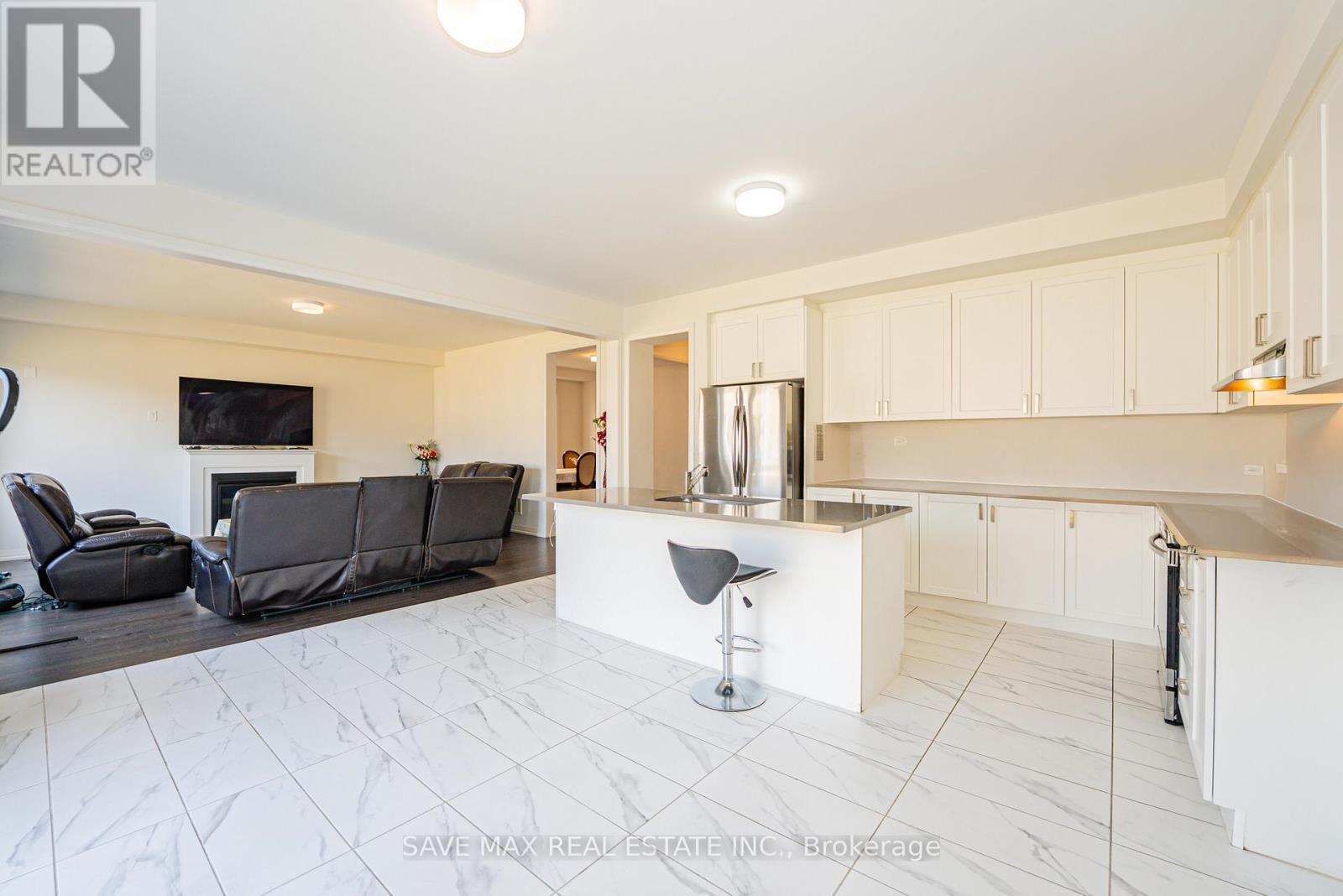 58 Sandhill Crescent, Adjala-Tosorontio, Ontario  L0G 1W0 - Photo 14 - N12350703