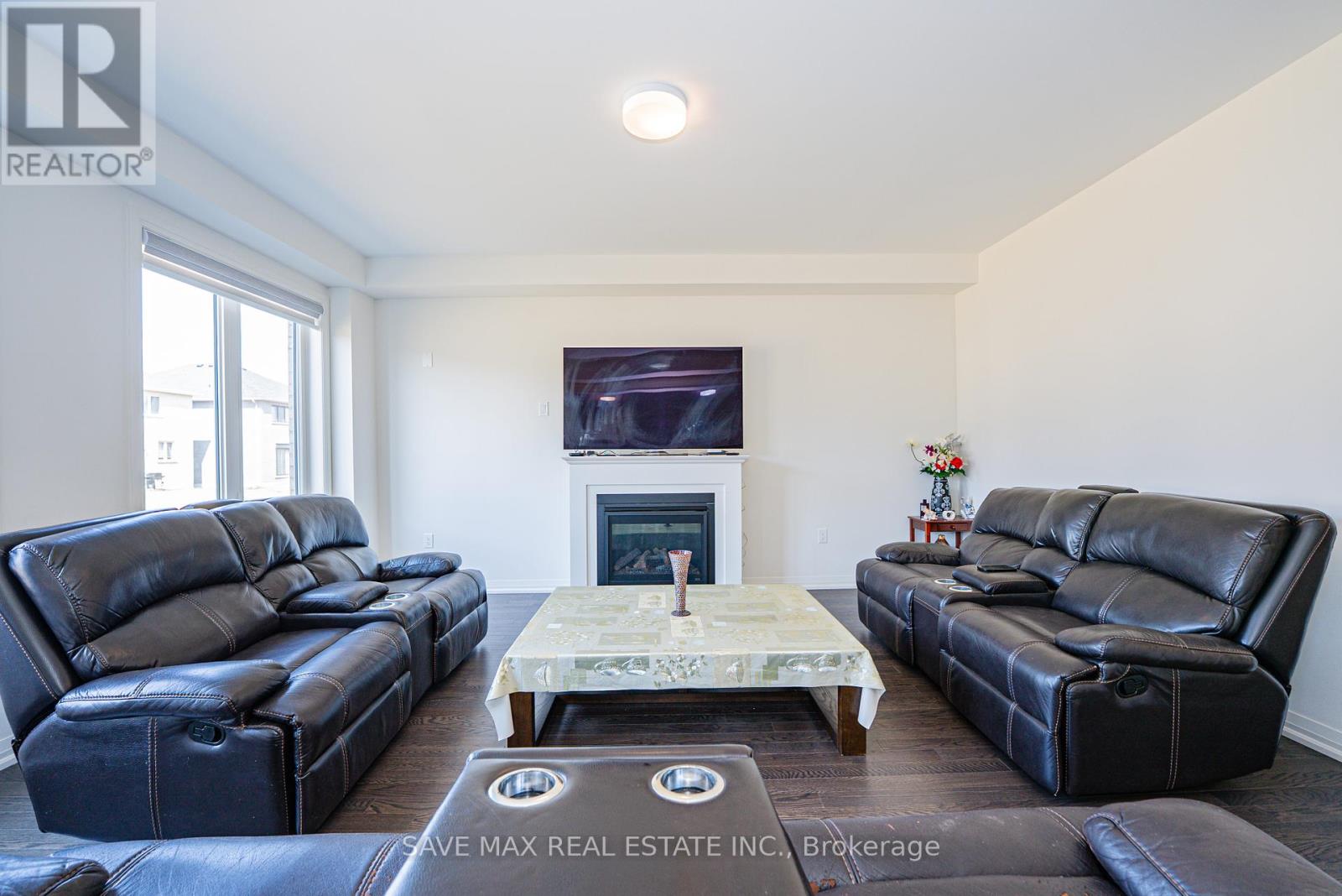 58 Sandhill Crescent, Adjala-Tosorontio, Ontario  L0G 1W0 - Photo 17 - N12350703