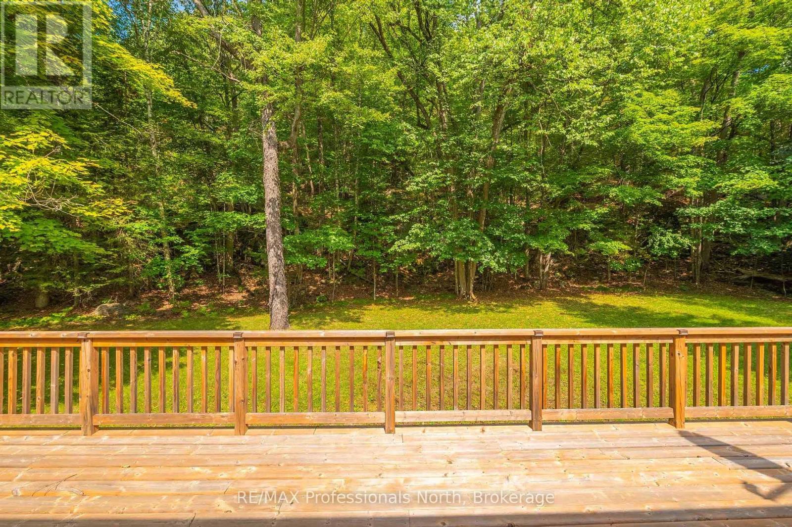 2499 Kennisis Lake Road, Dysart Et Al, Ontario  K0M 1S0 - Photo 11 - X12350802