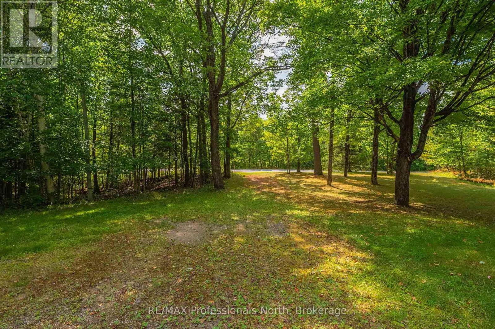 2499 Kennisis Lake Road, Dysart Et Al, Ontario  K0M 1S0 - Photo 12 - X12350802