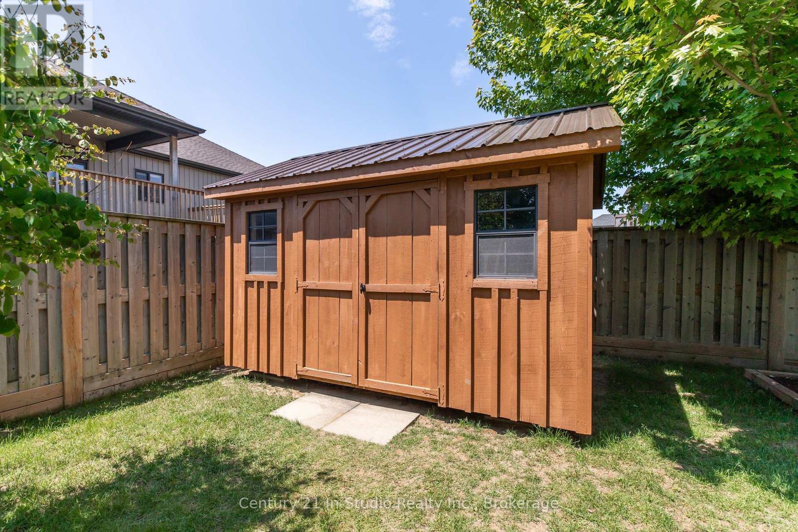 392 Peirson Avenue, Saugeen Shores, Ontario  N0H 2C1 - Photo 12 - X12350816