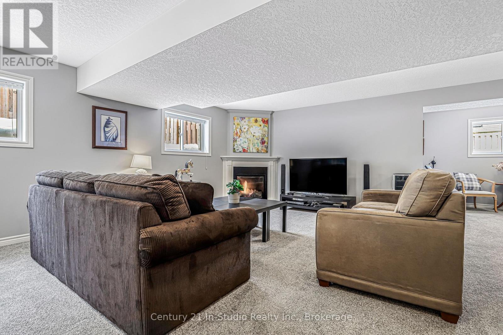 392 Peirson Avenue, Saugeen Shores, Ontario  N0H 2C1 - Photo 38 - X12350816