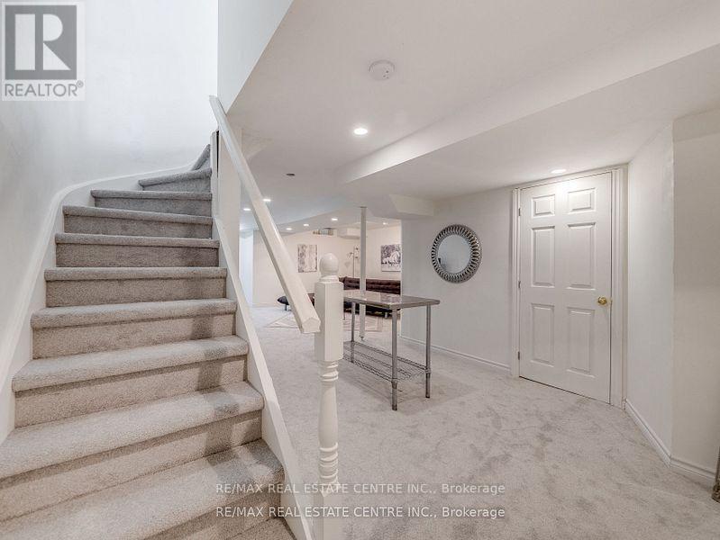 1306 Sandpiper Road, Oakville, Ontario  L6M 3V7 - Photo 35 - W12350647
