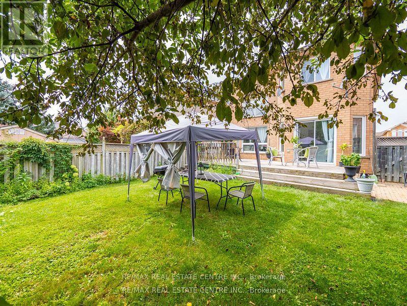 1306 Sandpiper Road, Oakville, Ontario  L6M 3V7 - Photo 41 - W12350647