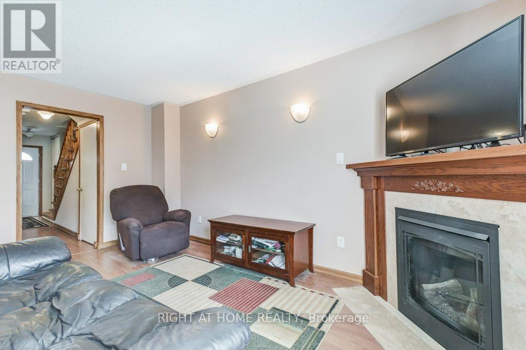 195 Howard Crescent, Orangeville, Ontario  L9W 4W5 - Photo 17 - W12350651