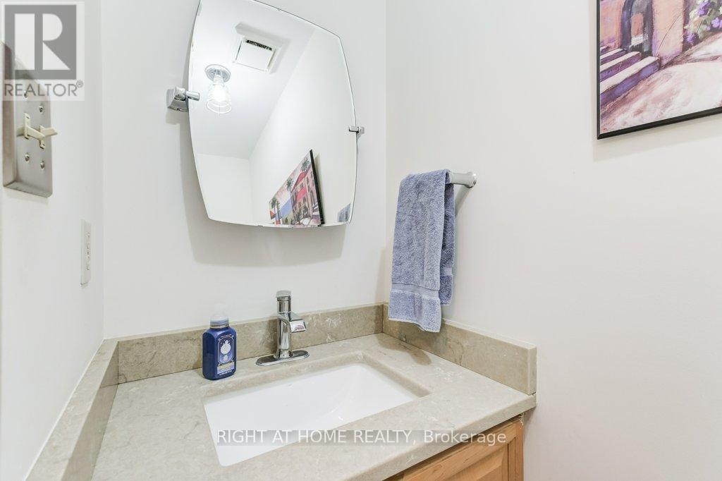 195 Howard Crescent, Orangeville, Ontario  L9W 4W5 - Photo 18 - W12350651