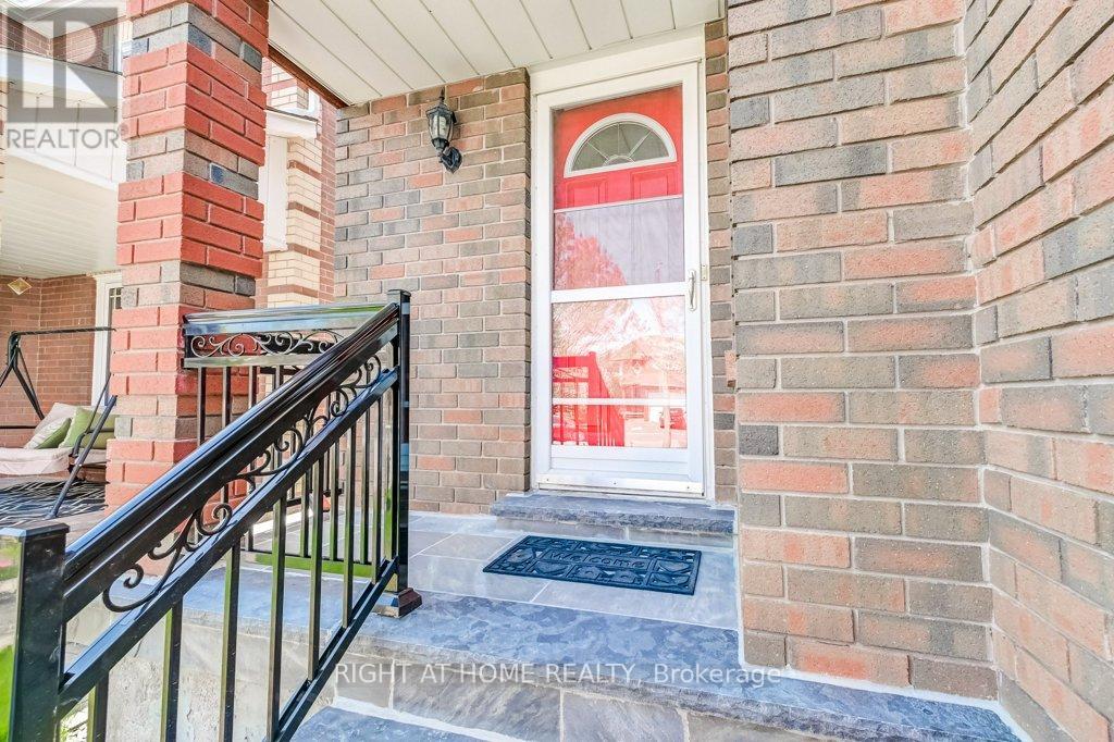 195 Howard Crescent, Orangeville, Ontario  L9W 4W5 - Photo 4 - W12350651