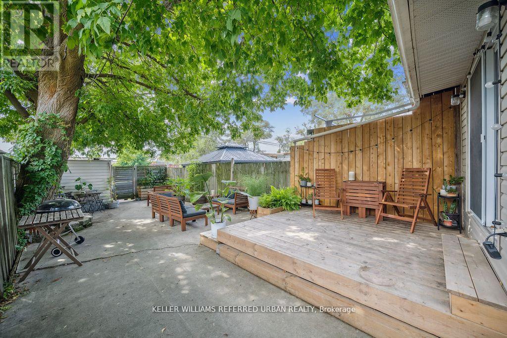Main - 23 White Avenue, Toronto, Ontario  M6N 1S7 - Photo 18 - W12350667