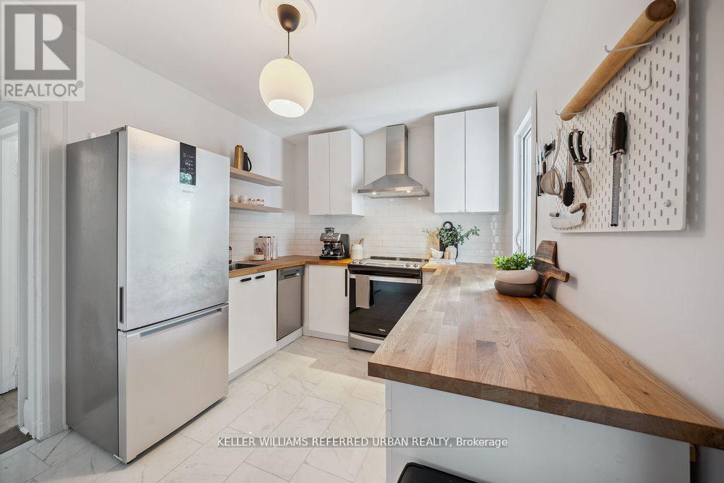 Main - 23 White Avenue, Toronto, Ontario  M6N 1S7 - Photo 8 - W12350667