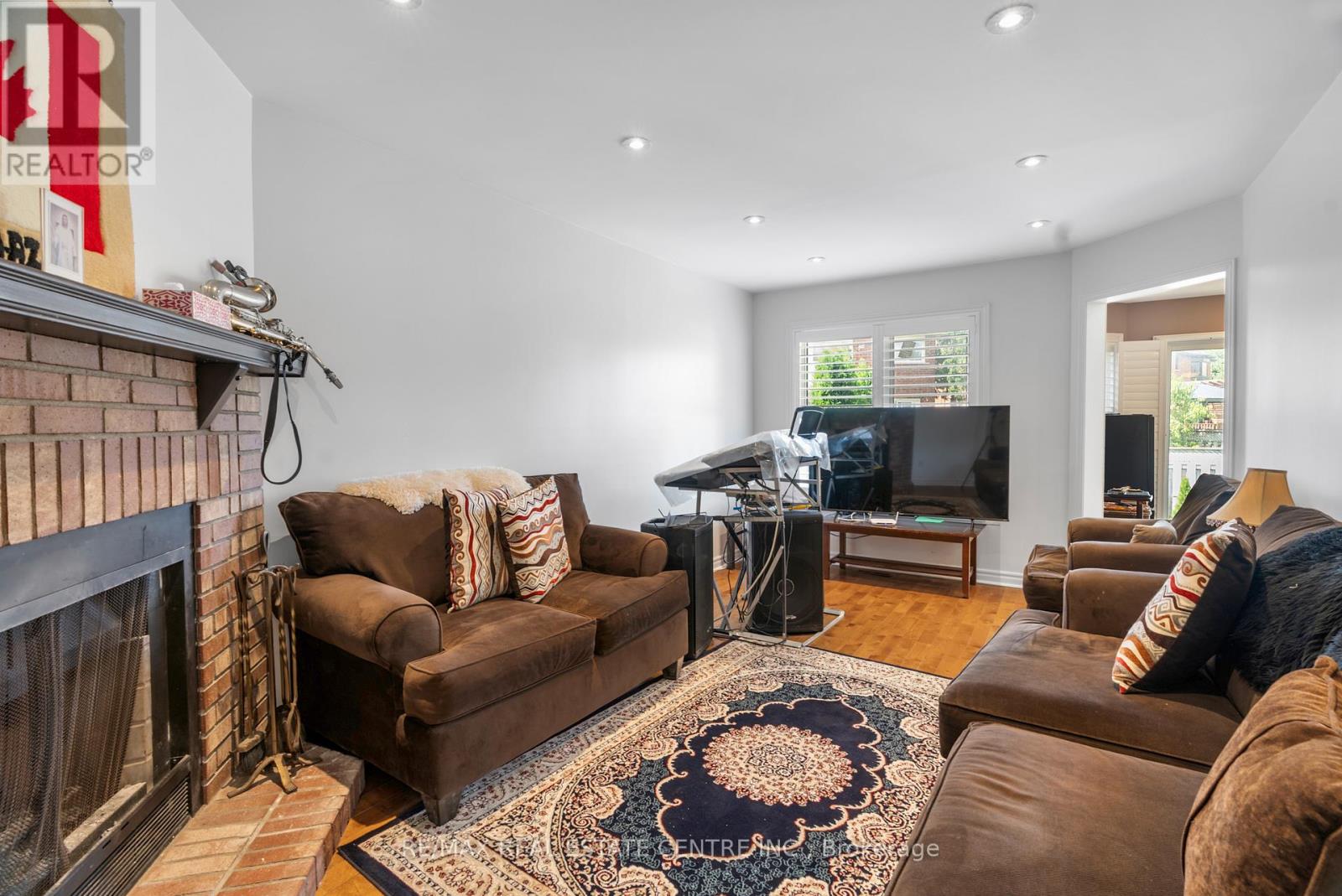 6672 Lisgar Drive, Mississauga, Ontario  L5N 6V9 - Photo 11 - W12350714