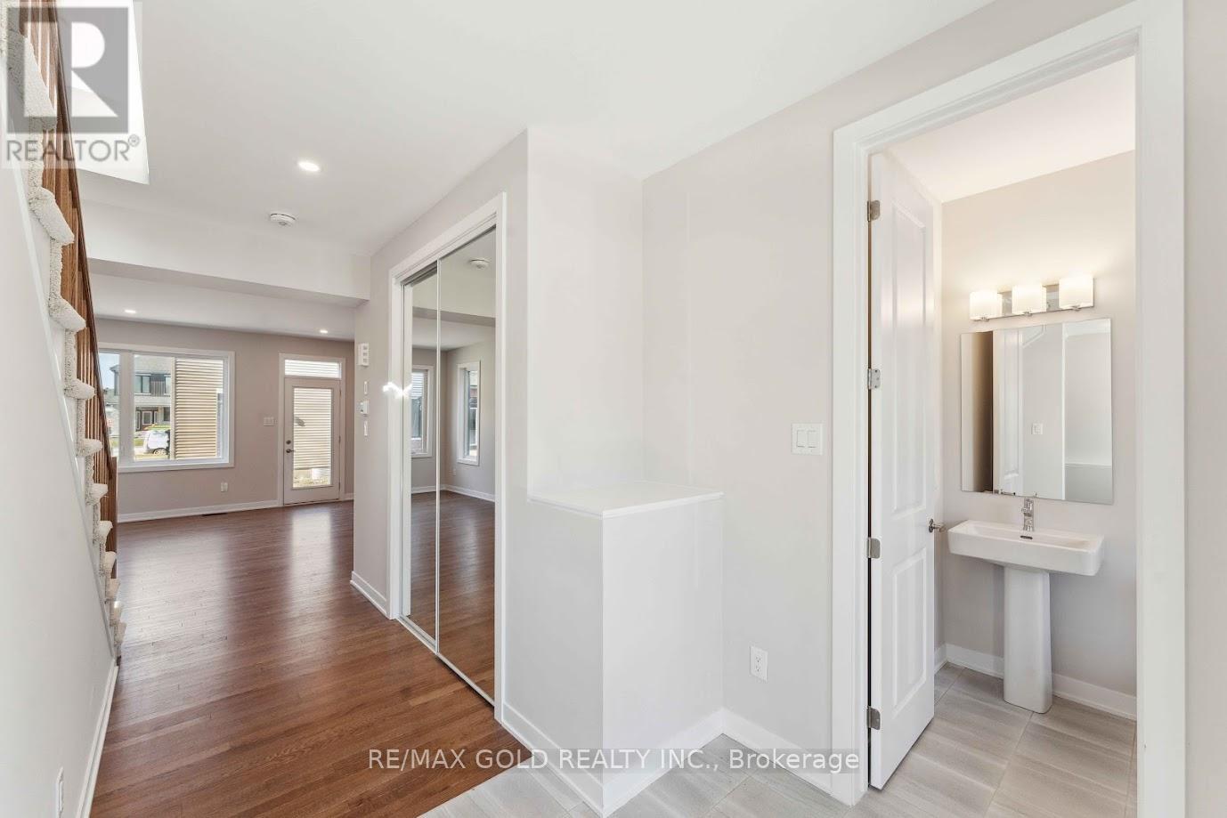 Property at 356 PENINSULA ROAD image 4